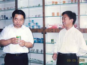 2006年5月9日，時任洛陽市市長連維良到我公司考察